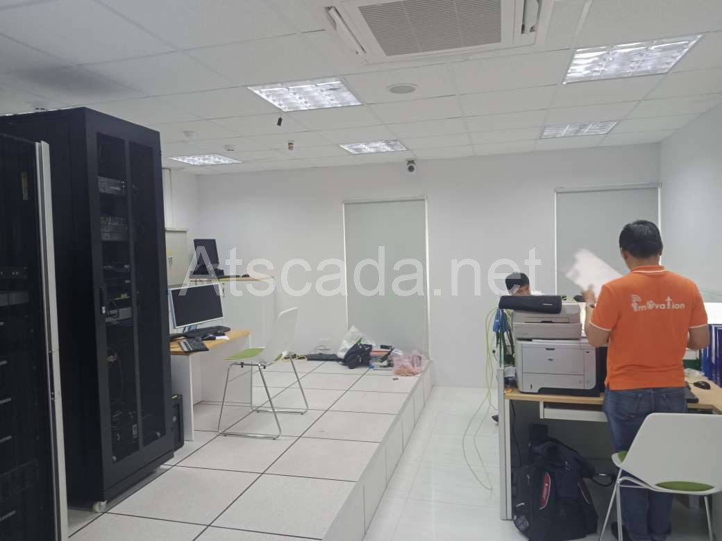 Hệ thống giám sát phòng máy chủ ngân hàng Vietcombank Trà Vinh