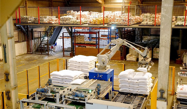 Nhà máy sản xuất thức ăn chăn nuôi